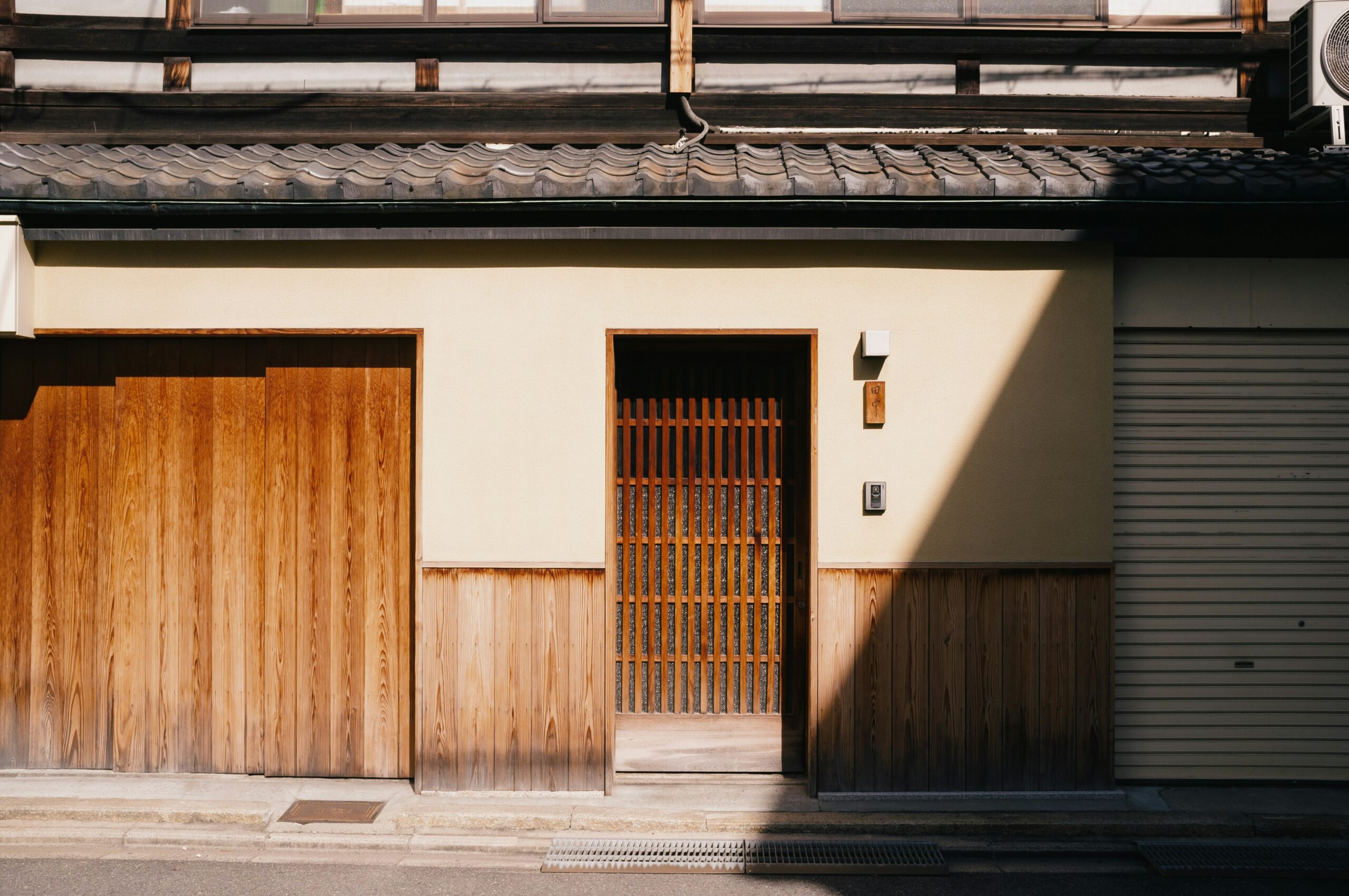 Best Airbnbs in Kyoto: 5 Minimalist & Aesthetic Stays